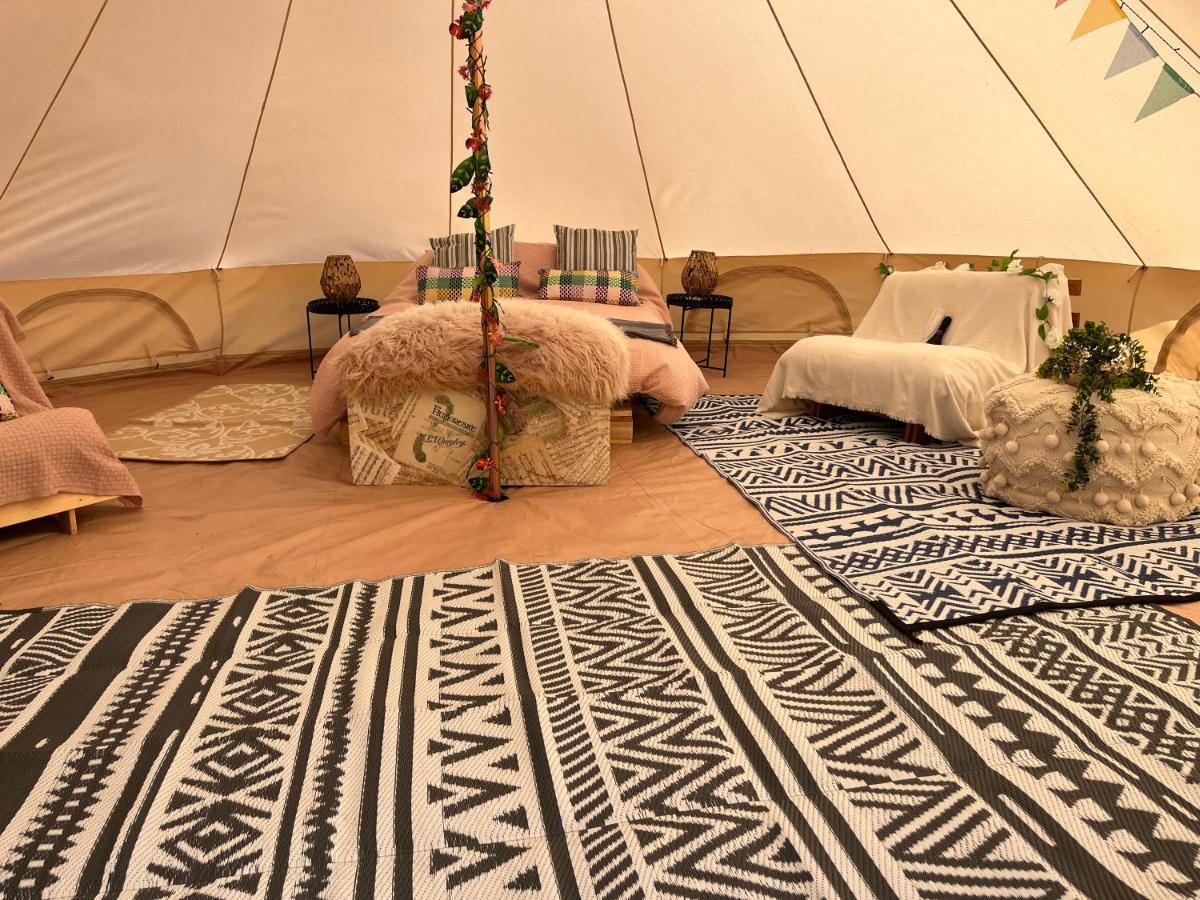 Country View Camping Bratton Bagian luar foto
