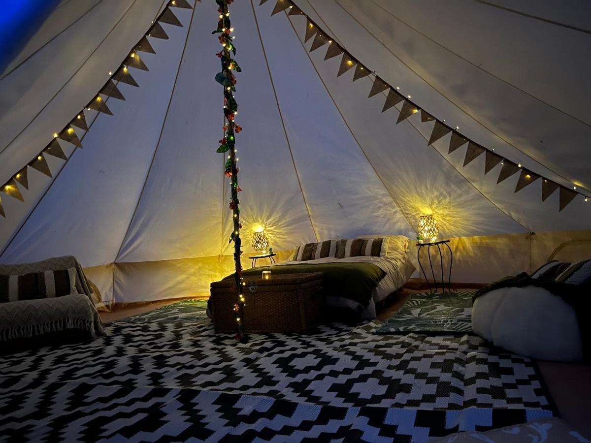 Country View Camping Bratton Bagian luar foto